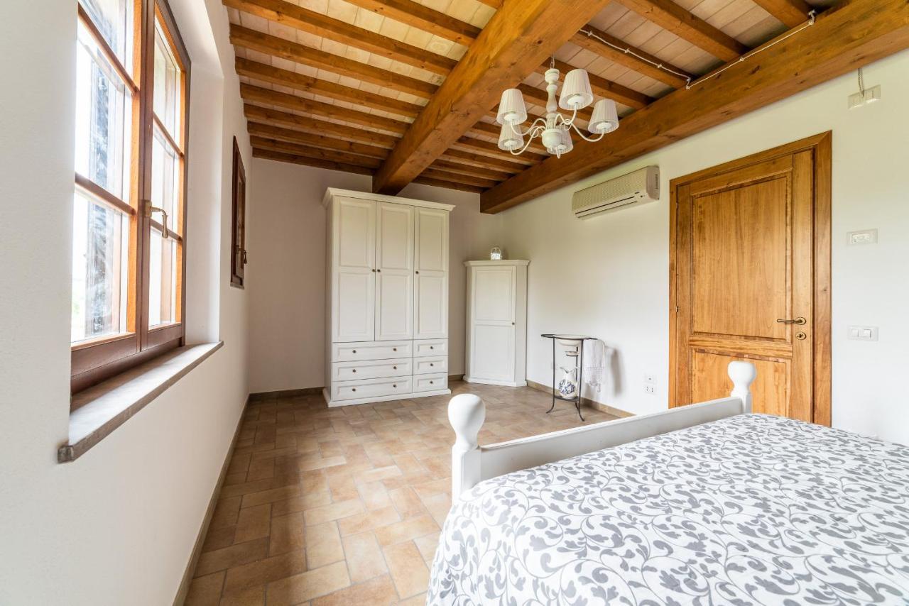 Il Mandorlo Nella Campagna Di Certaldo Apartment Aia Murata Екстериор снимка